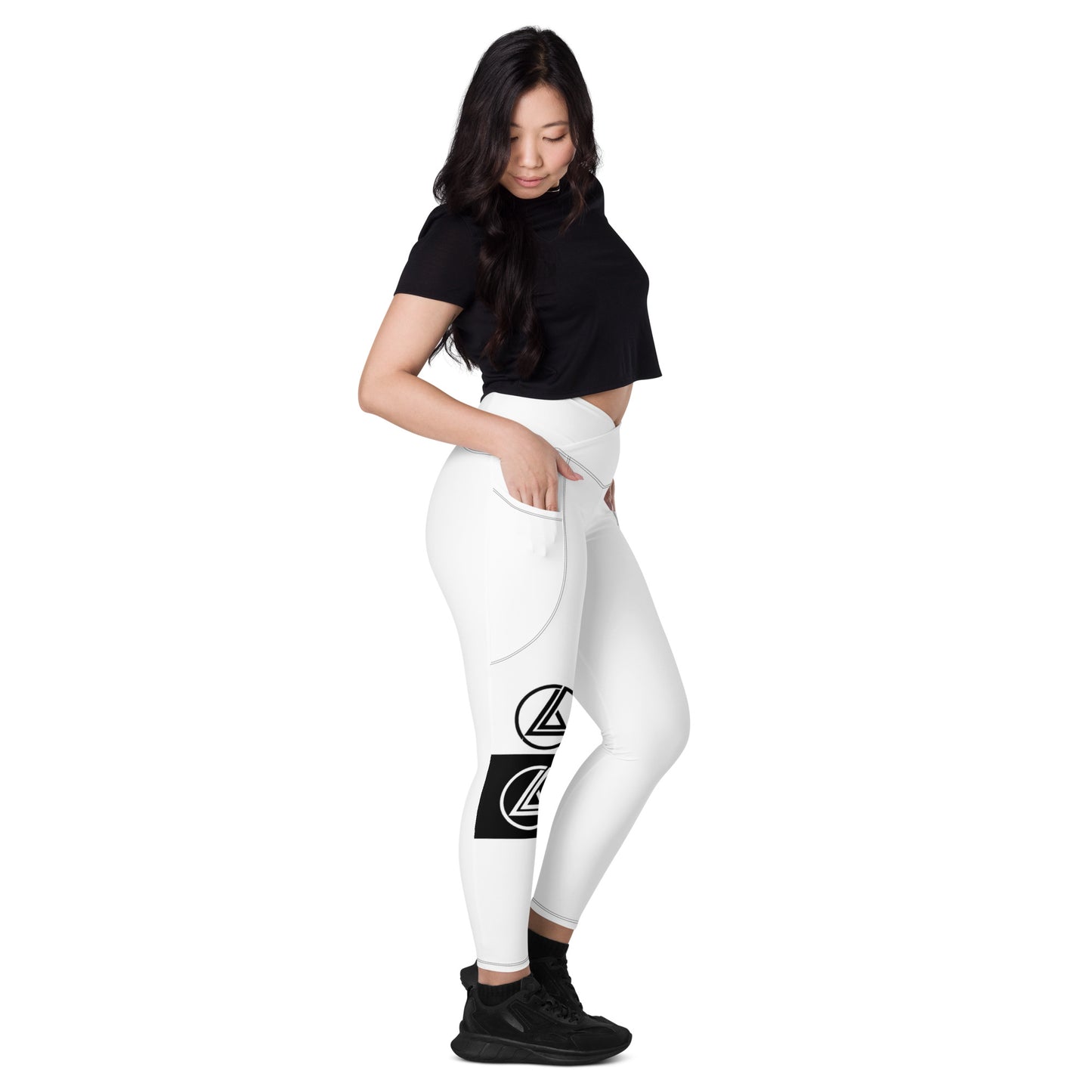 Crossover leggings with pockets