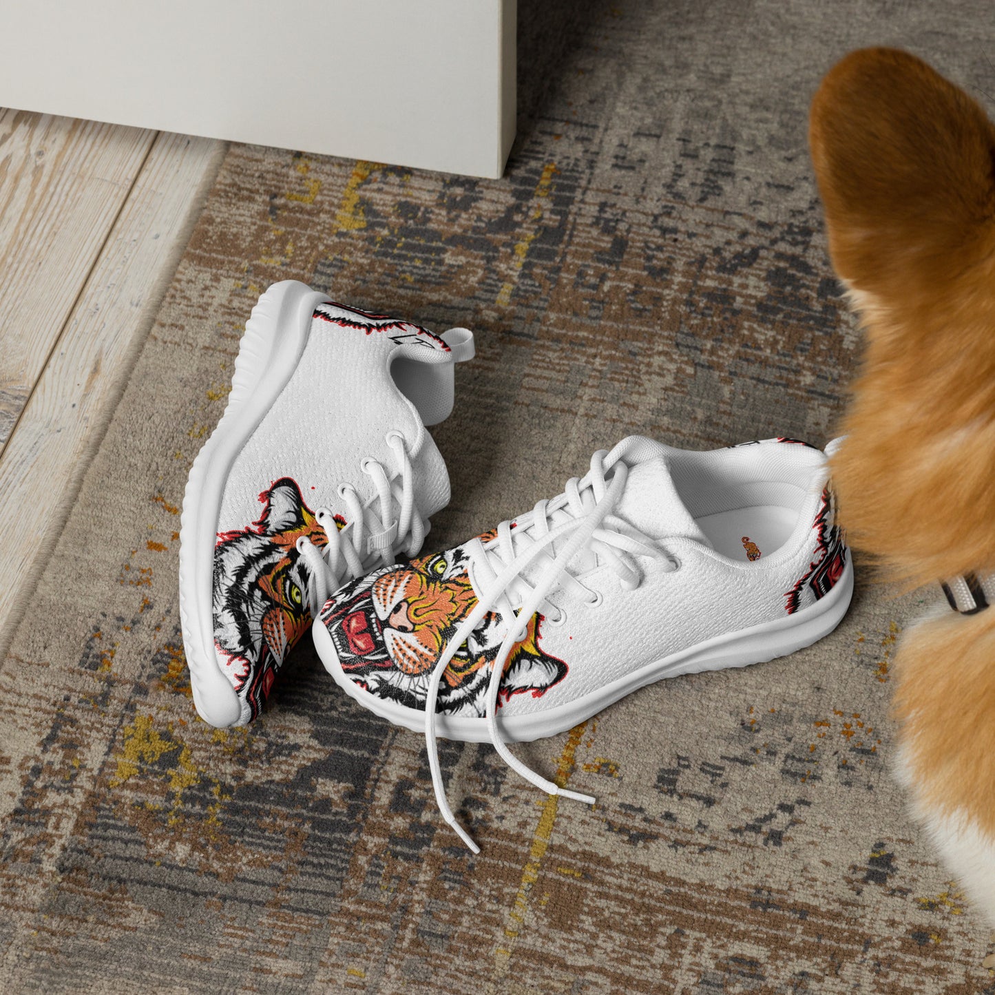 Special ediMen’s athletic shoes