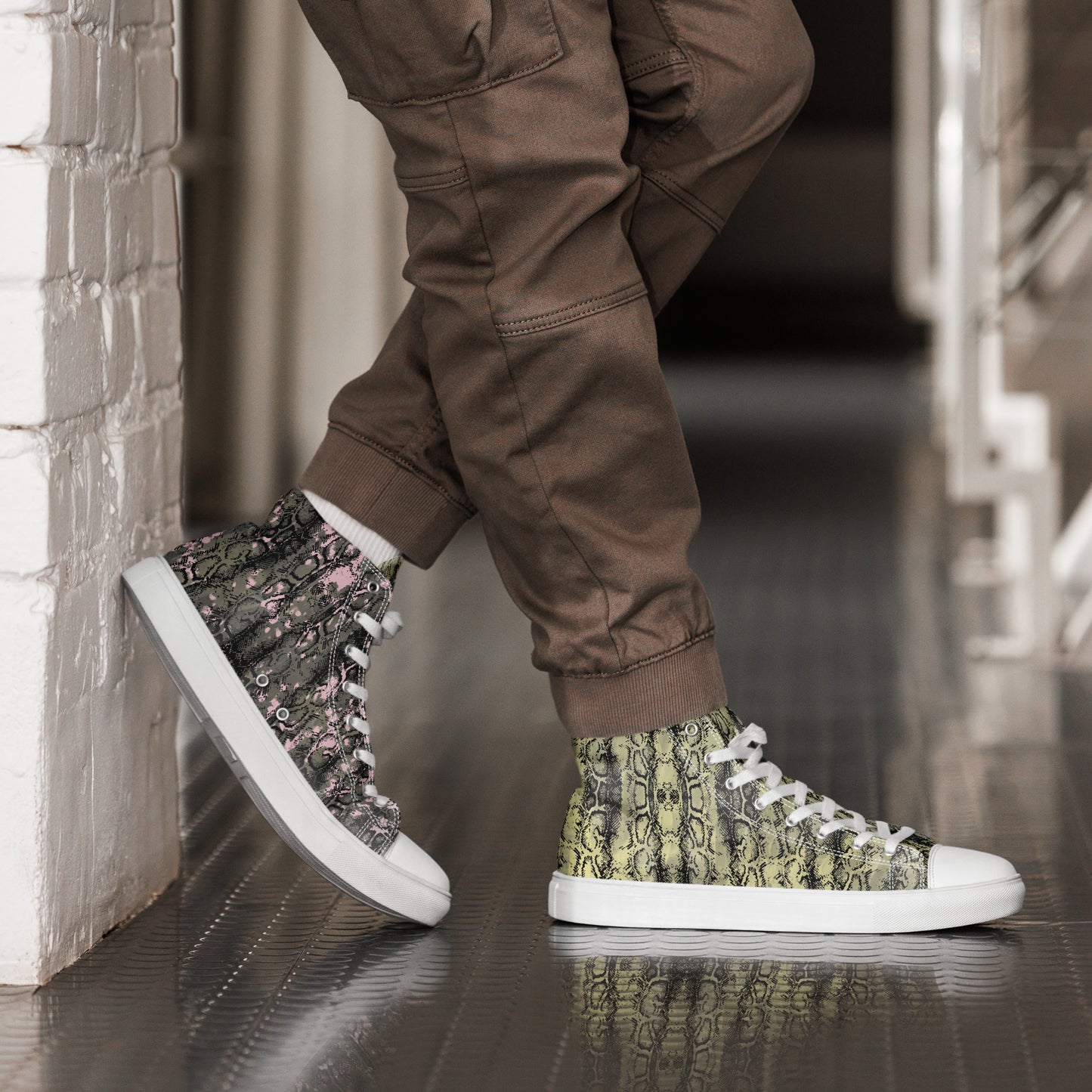 Men’s high top canvas shoes mix match snakey