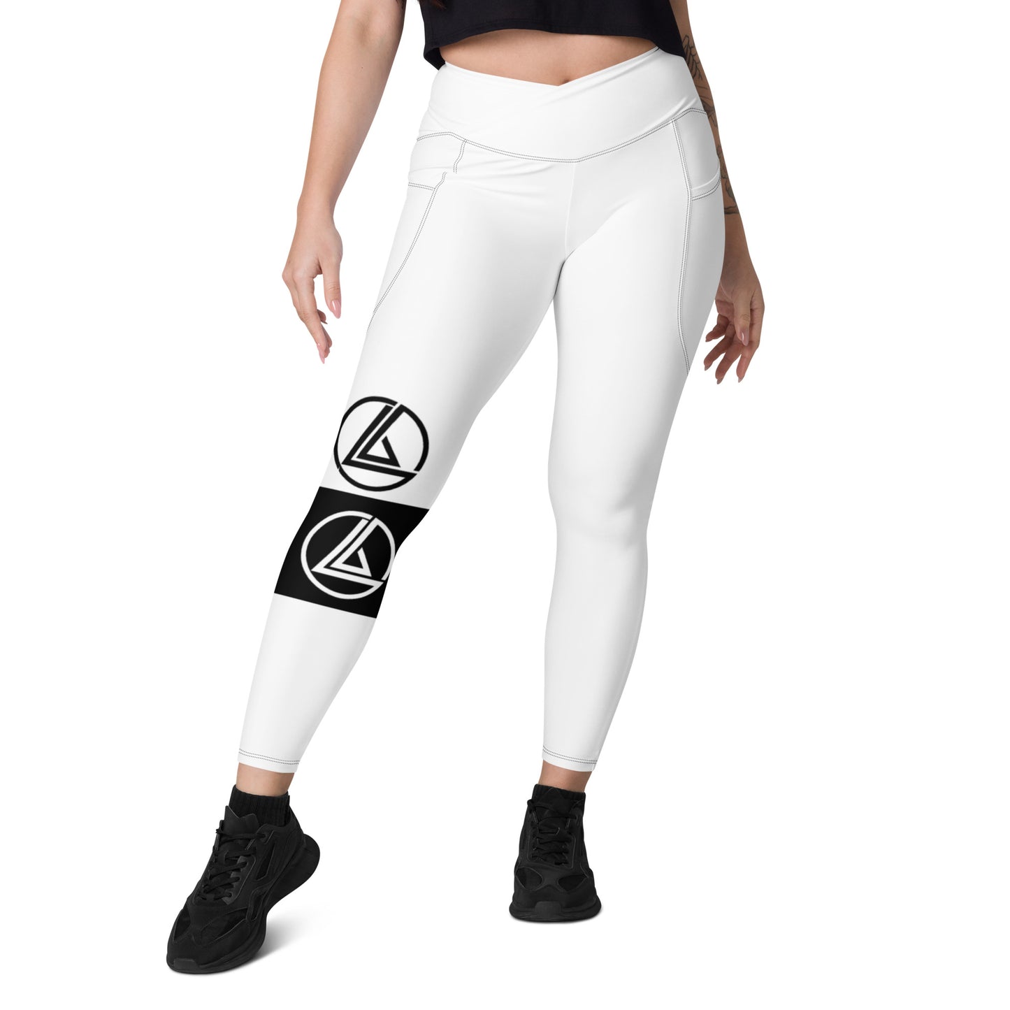 Crossover leggings with pockets