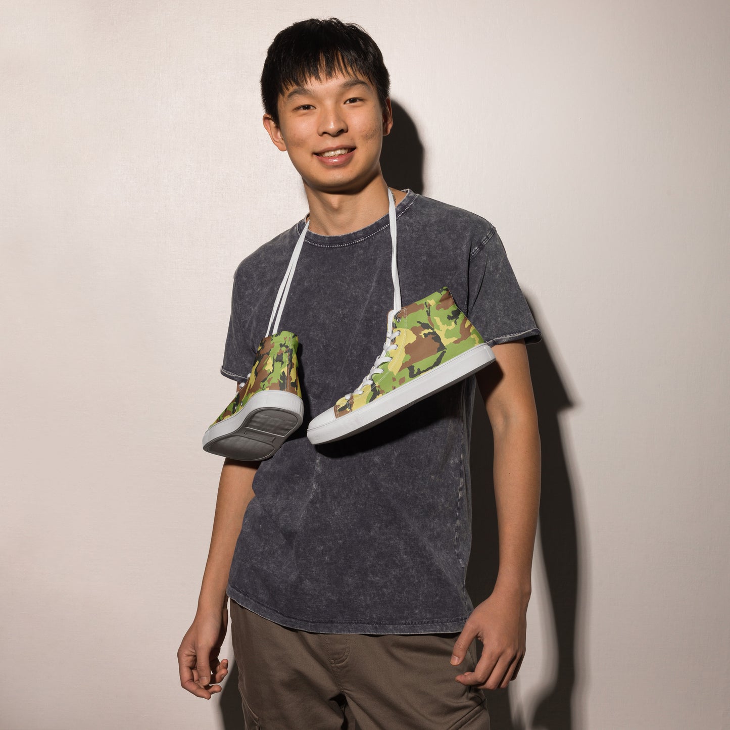 Men’s high top canvas shoesCAMOGREENPLAIN
