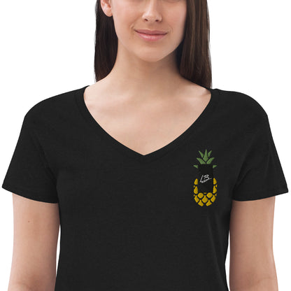 Women’s recycled v-neck t-shirt