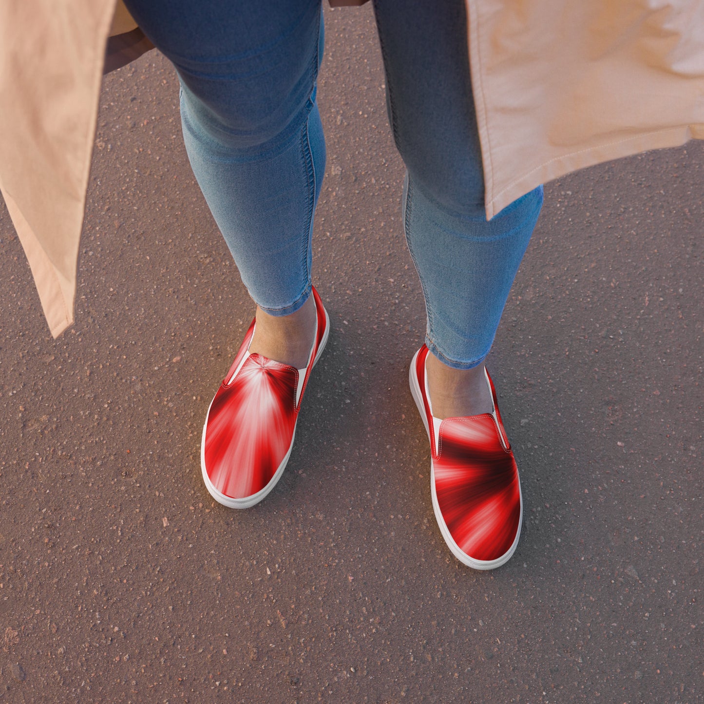 Women’s slip-on canvas shoes