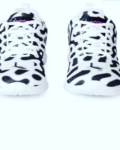 Men’s athletic shoes