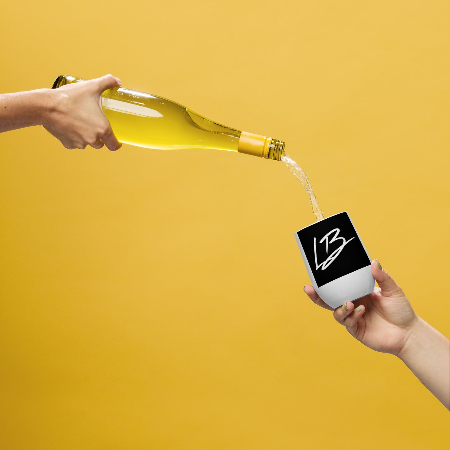 Wine tumbler logo 1